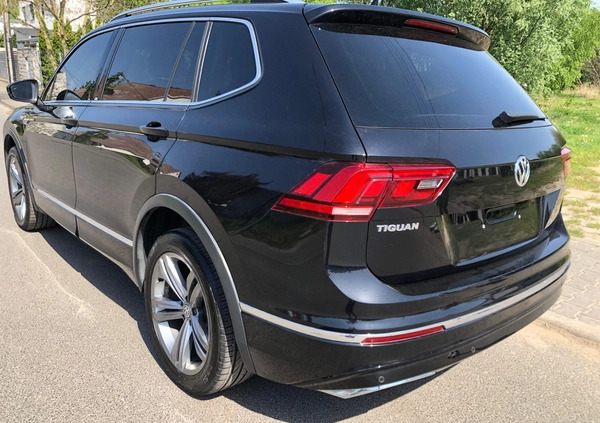 Volkswagen Tiguan Allspace cena 83000 przebieg: 142000, rok produkcji 2019 z Bydgoszcz małe 781